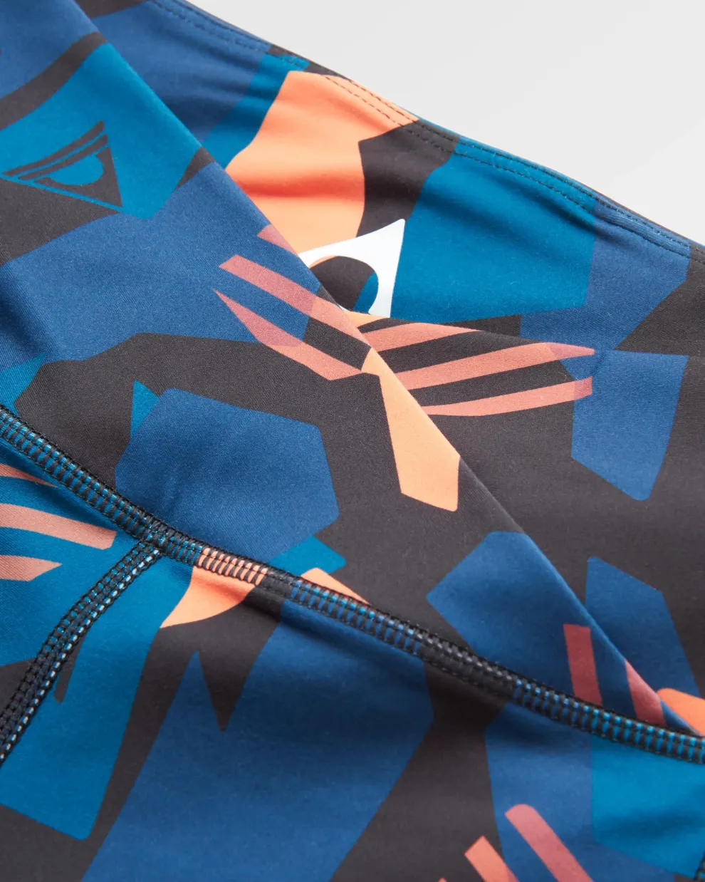 Fresh Air 2.0 Recycled Leggings